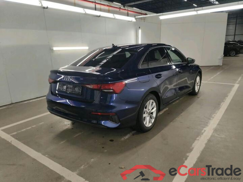 Audi A3 BERLINE A3 Berline 1.0 TFSi 30 Stronic Attraction B.E. (Mild Hybrid) 81kW/110pk  4D/P Auto-7 #4