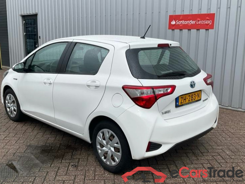TOYOTA YARIS 1.5vvti hybrid active 74kW cvt aut #3