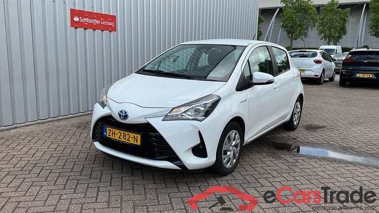 TOYOTA YARIS 1.5vvti hybrid active 74kW cvt aut
