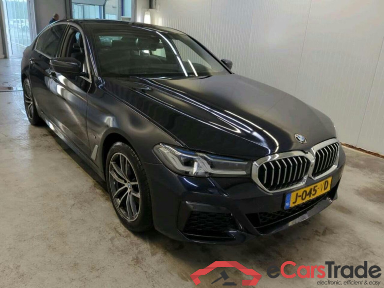 BMW 5-serie 530i High Ex. Ed. #5