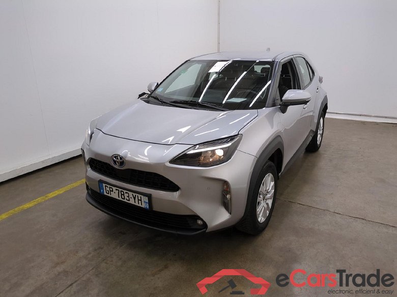 TOYOTA Yaris Cross Hybride / 2021 / 5P / SUV 1.5 HYBRID 116H DYNAMIC BUSINESS BEY AWD