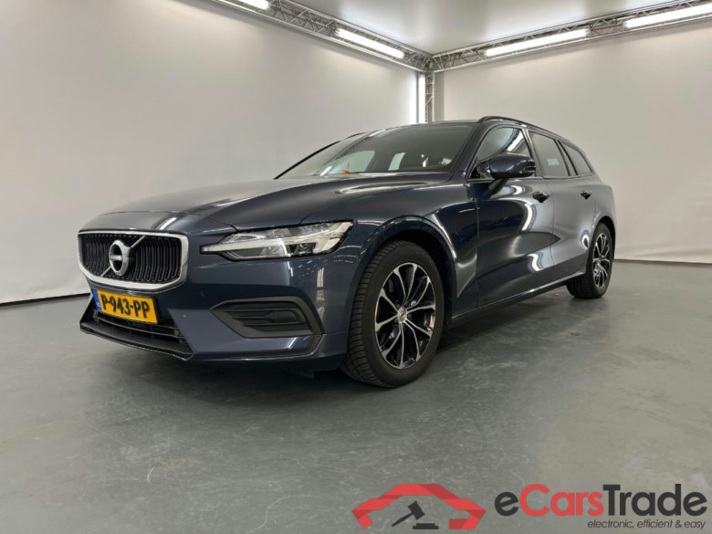 VOLVO V60 2.0 B3 Momentum Advantage