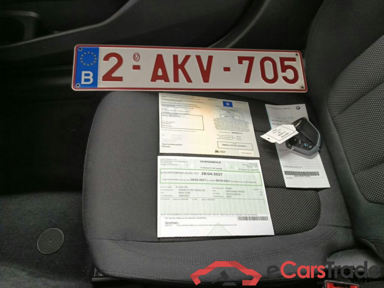 BMW 3 Reeks Touring 318dA (100 kW) 5d #4