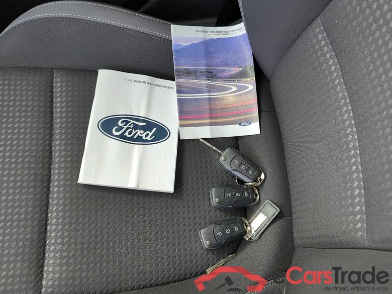FORD Focus Wagon 91 kW #6