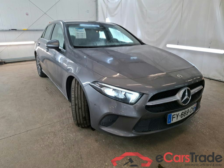 MERCEDES-BENZ Classe A Compact / 2018 / 5P / Berline A 180 d Business Line 8G-DCT #4