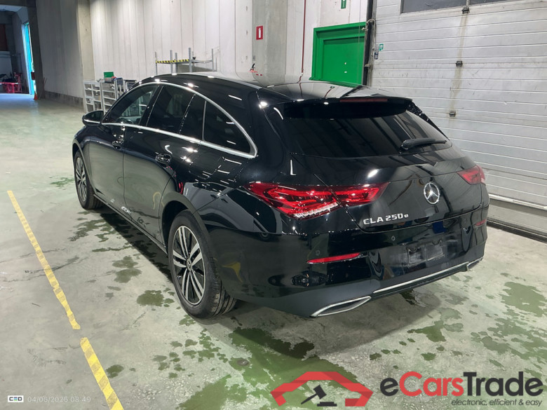 MERCEDES-BENZ CLA - Klasse 1.3 CLA 250 E BUSINESS SOLUTION DCT #3