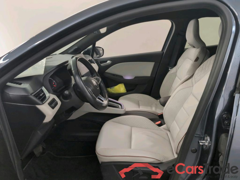 RENAULT CLIO 1.6 E-TECH HYBRID INITIALE PARIS #4