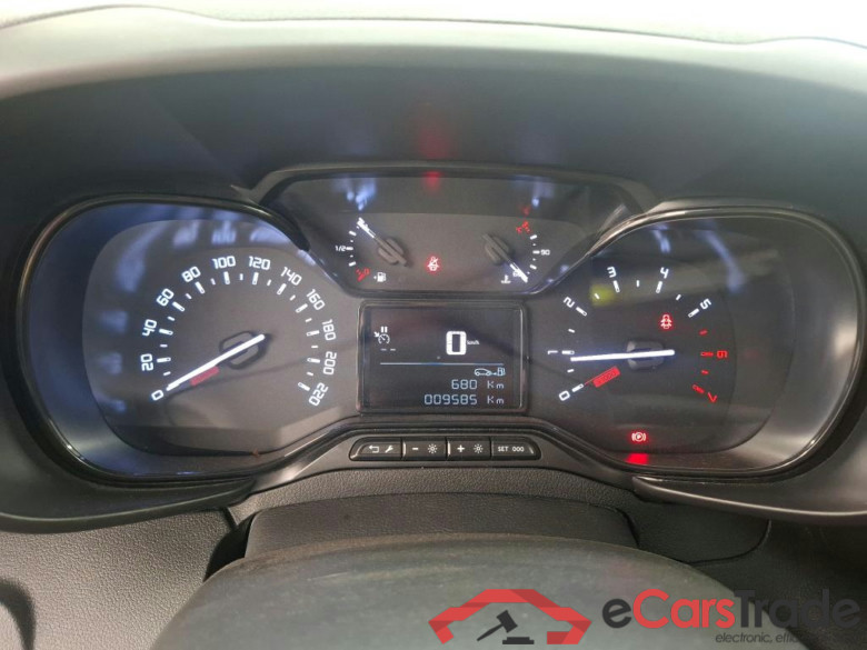CITROEN Berlingo VU 4p Fourgonnette M 650kg BlueHDi 100 SandS BVM Driver #6