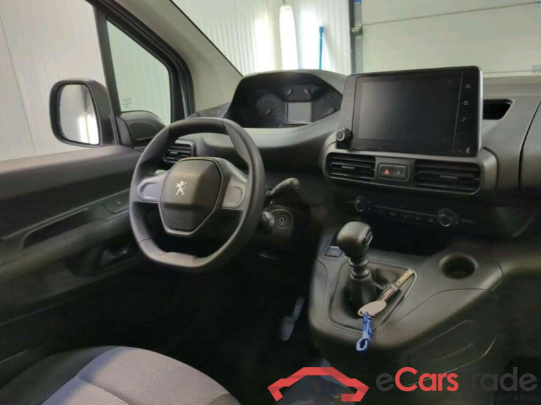 PEUGEOT Partner 1.2 PT. Premium #3