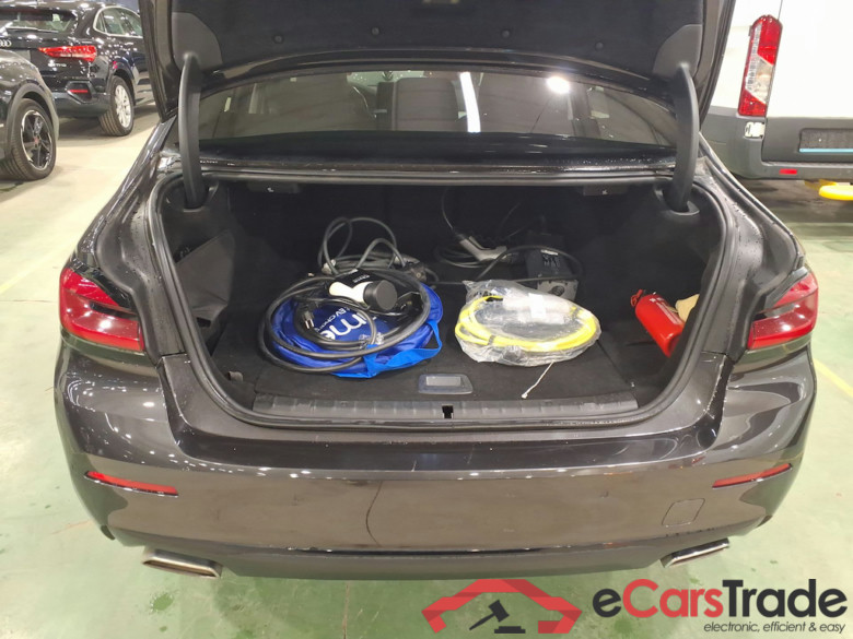 BMW 5 SERIES BERLINE 2.0 530E 185KW AUTO #3