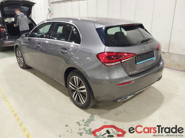 MERCEDES-BENZ CLASS A (W177) A 250 e PHEV Business Solution #2