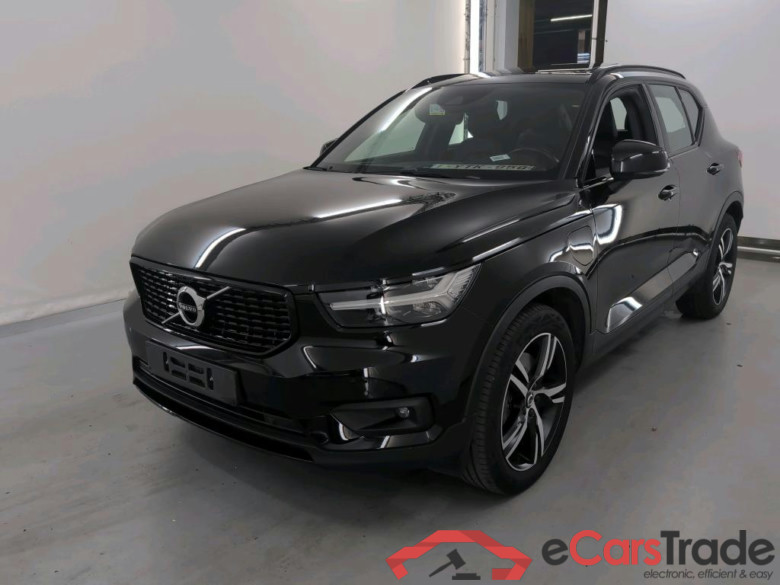 VOLVO XC40 1.5 T5 RECHARGE GEARTRONIC R-DESIGN #1