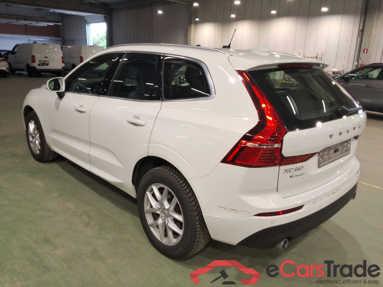 VOLVO XC60 2.0 B5 D 4WD GEARTRONIC MOMENTUM PRO - EX POLICE #2