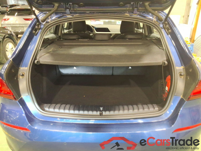 BMW 1 SERIES HATCH 1.5 116I (80KW) #3