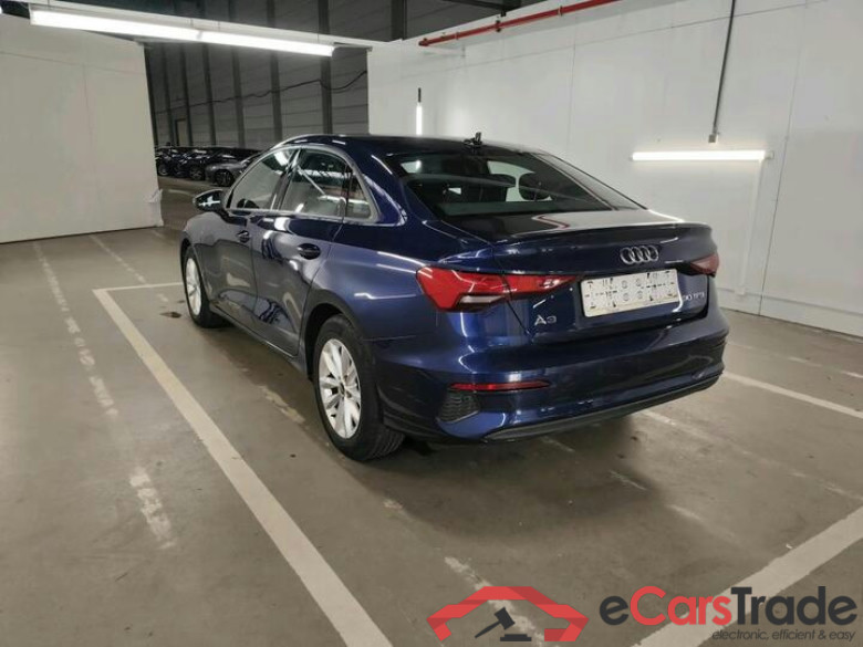 Audi A3 BERLINE A3 Berline 1.0 TFSi 30 Stronic Attraction B.E. (Mild Hybrid) 81kW/110pk  4D/P Auto-7 #3