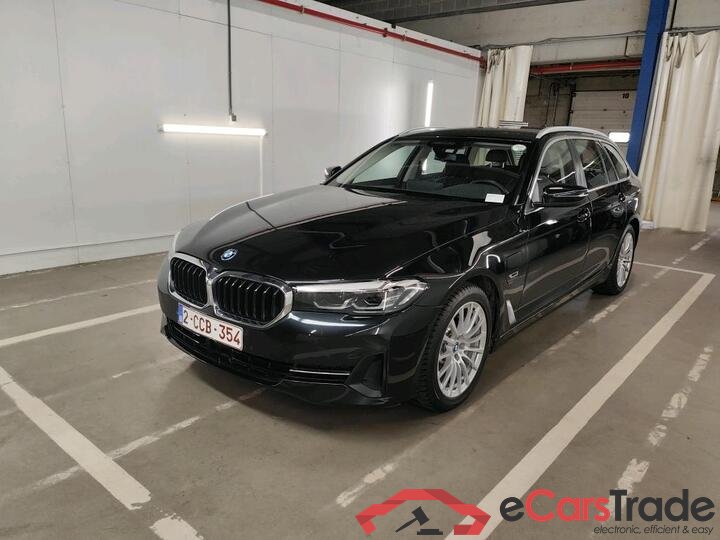 BMW 5 Reeks Touring 5 Reeks Touring 530e Auto (PHEV) 215kW/292pk  5D/P Auto-8