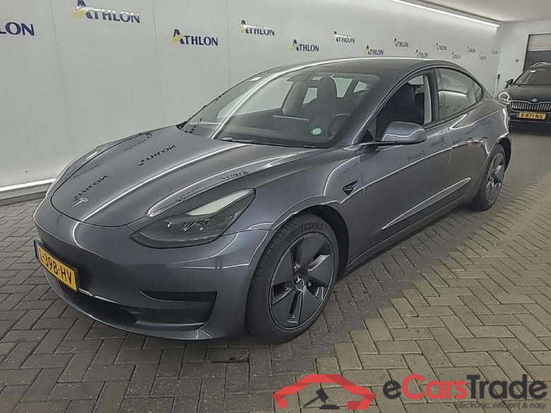 Tesla Model 3 Standard Range Plus RWD 4D 225kW