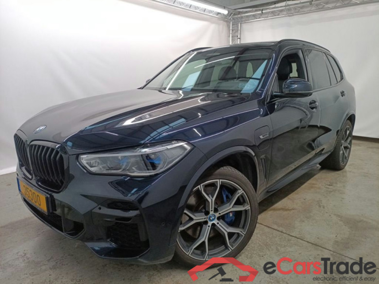 BMW X5 - 2018 3.0AS 286hp xDrive45e PHEV (EU6AP) 5d ///M-SportKit (total options: 23,732 Ex.Vat)
