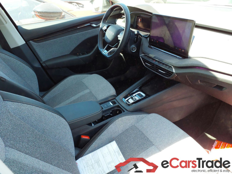 SKODA Octavia 2.0 TDI 110 kW (150CV) DSG 7 vel AutomÃ¡tico Combi Design(Pano-Roof + Winterpack) #3