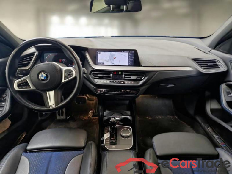 BMW SERIE 1 / 2019 / 5P / BERLINA 118D MSPORT #3