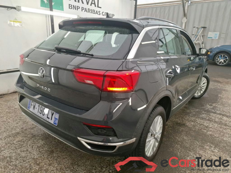 VOLKSWAGEN T-Roc / 2017 / 5P / SUV 1.0 TSI 115 LOUNGE #3