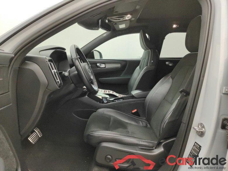 Volvo XC40 T4 Recharge Geartronic R-Design 5d #3