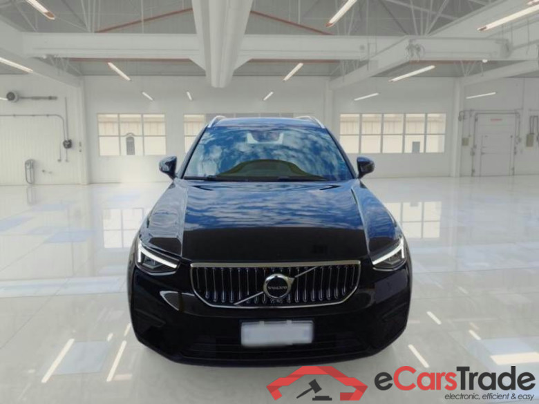 VOLVO XC40 / 2021 / 5P / SUV T4 RECHARGE PLUG-IN AUTO CORE #6