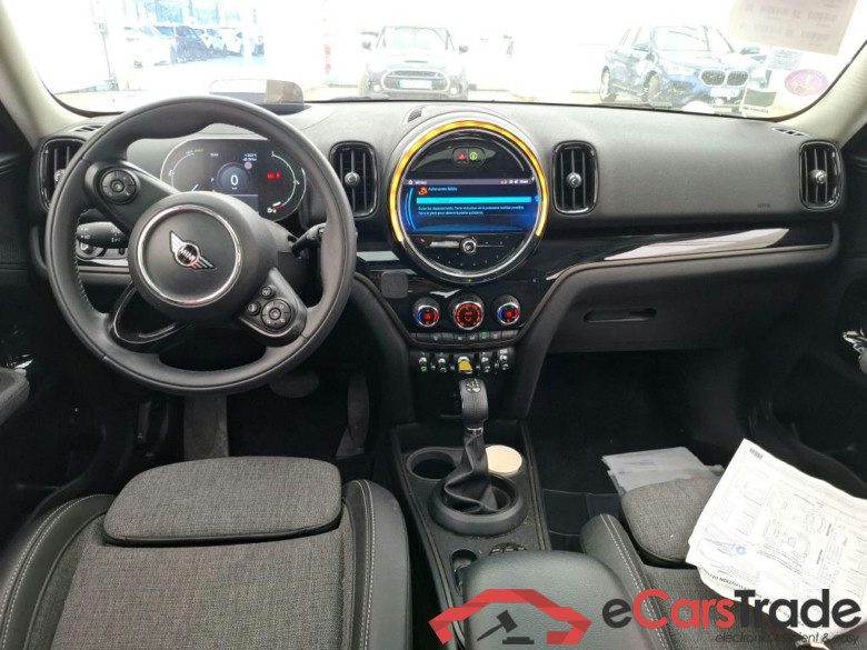 MINI Countryman / 2016 / 5P / Crossover Cooper SE ALL4 Busi Design 136+88ch BVA6 #5