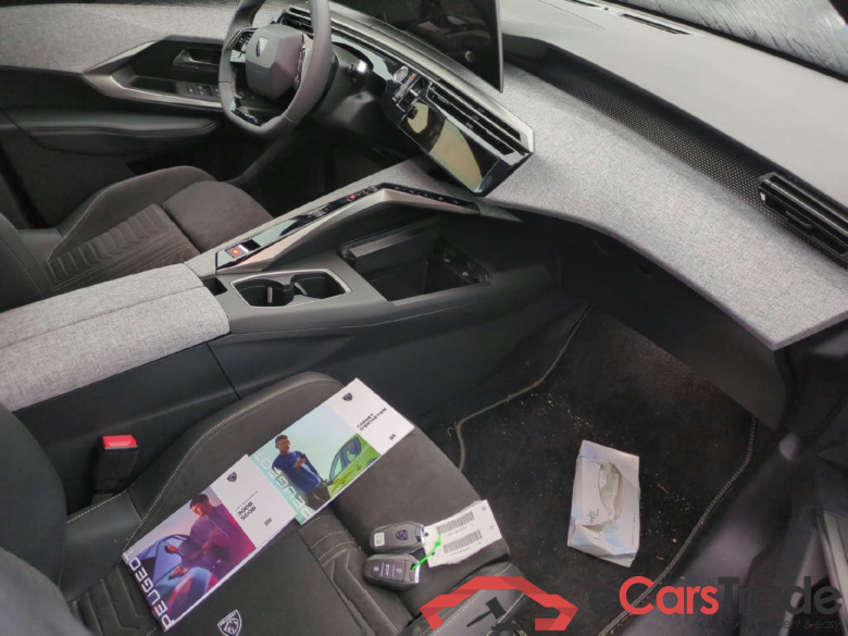 Peugeot 5008 GT Hybrid 145 ch e-DCS6 #3