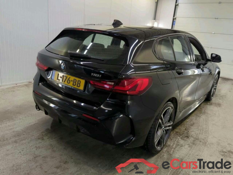 BMW 1-serie 118i Bns Edition+ #2