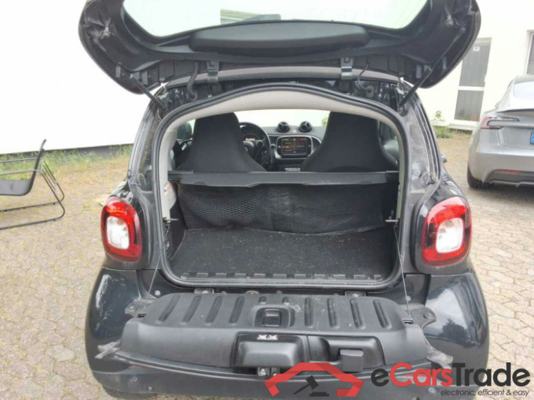 Smart fortwo coupe (11.2014->) DE - LimS3 electric drive / EQ, EQ passion, (Facelift) 2019 - 2023 #4