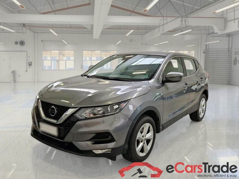 NISSAN QASHQAI / 2017 / 5P / CROSSOVER 1.3 DIG-T 140 BUSINESS