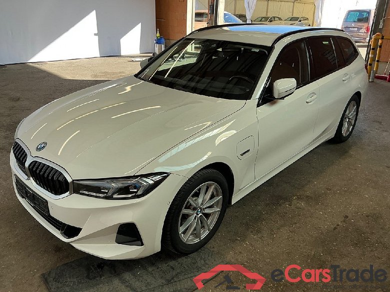 BMW 3er 320e Touring Aut. 5d 120kW