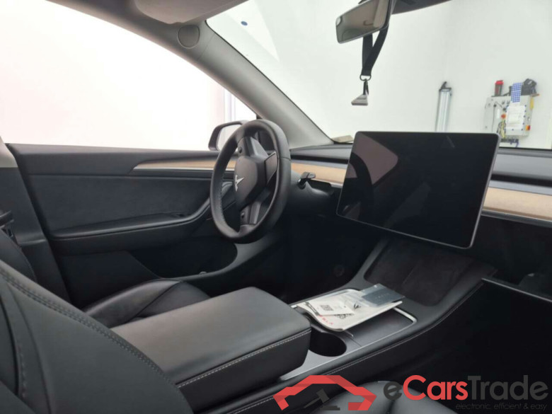 TESLA MODEL Y LONG RANGE DUAL MOTOR AUTOPILO #3