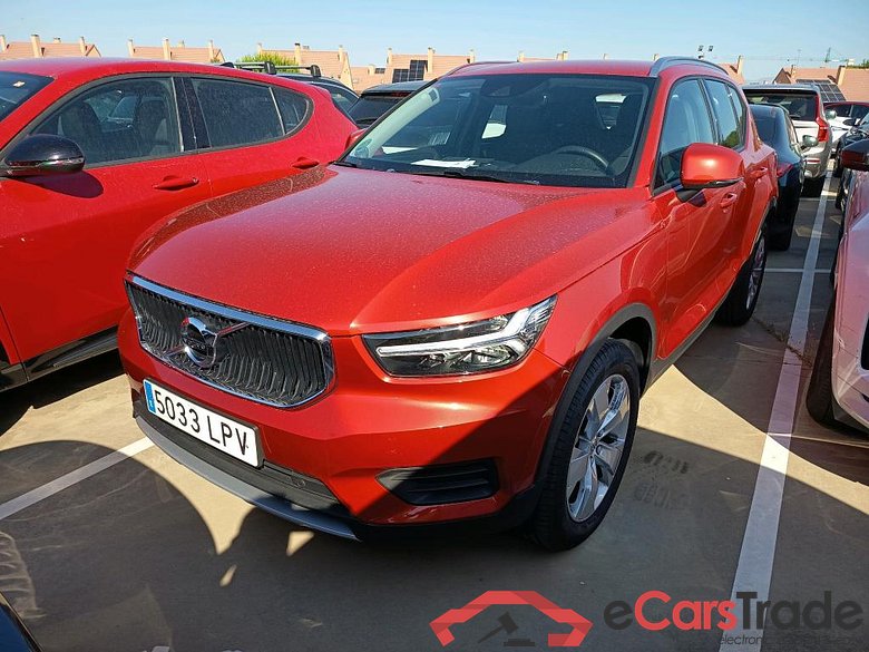 VOLVO XC40 / 2017 / 5P / todoterreno 1.5 T2 Momentum Auto