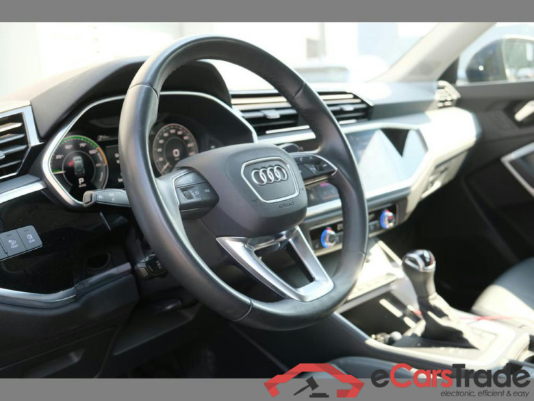 AUDI Q3 PHEV 45 TFSIe Attraction S tron.(180 kW) #3