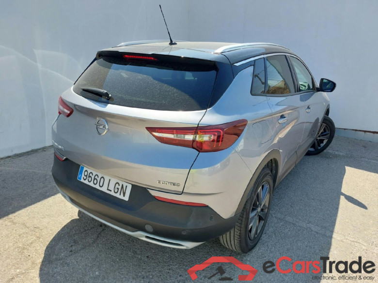 OPEL Grandland X / 2017 / 5P / todoterreno 1.2 Turbo 120 Aniversario (CX) #2