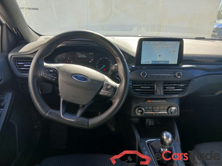 FORD Focus / 2018 / 5P / berlina con portón 1.0 Ecoboost MHEV 92kW ST-Line #3