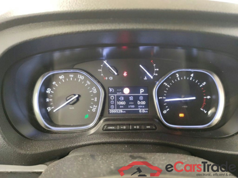 Peugeot Expert Long DC L3 2.0 BlueHDi 180 EAT8 4d #6