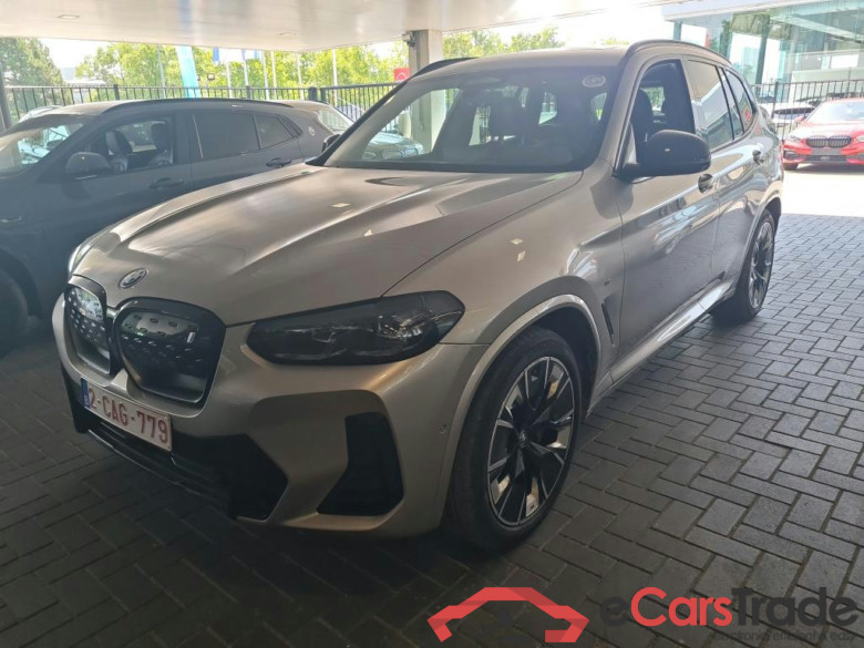 BMW IX3 80KWH AUTO