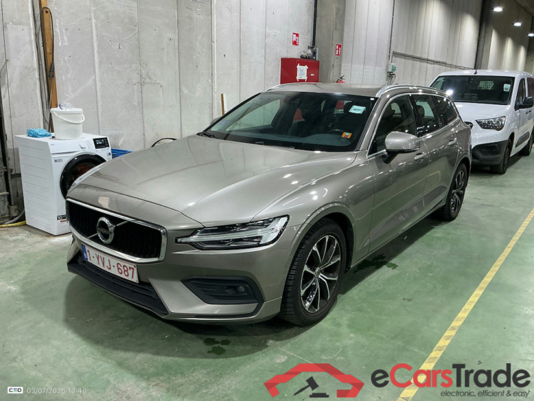 VOLVO V60 - 2018 2.0 B3 MHE Momentum Pro Geartronic #1