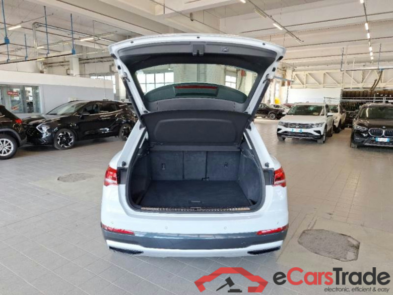 AUDI Q3 / 2018 / 5P / SUV 40 TDI QUATTRO S TRONIC BUSINESS ADVANCE #5