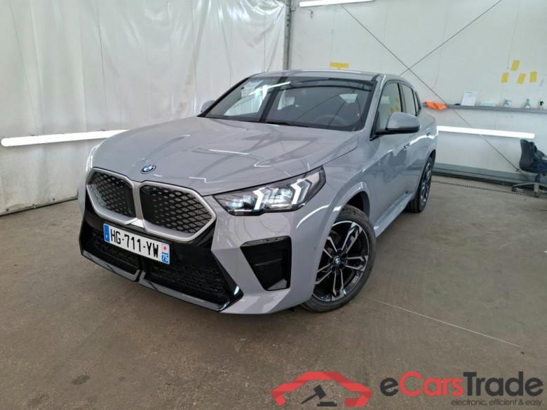 iX2 20 eDrive M Sport 64kWh BVA #1