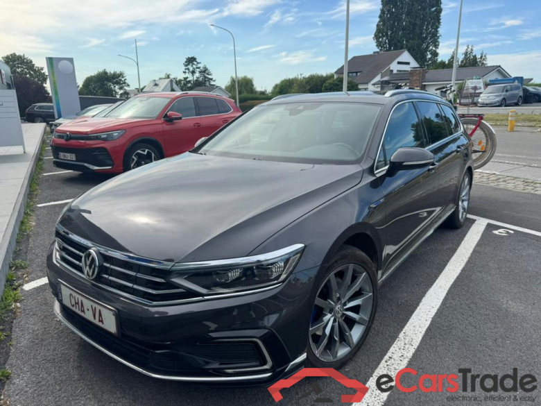 VOLKSWAGEN Passat Variant GTE Passat Variant GTE 'Business' 1.4 TSI 160 kW (218 ch) 6 vitesses DSG #1