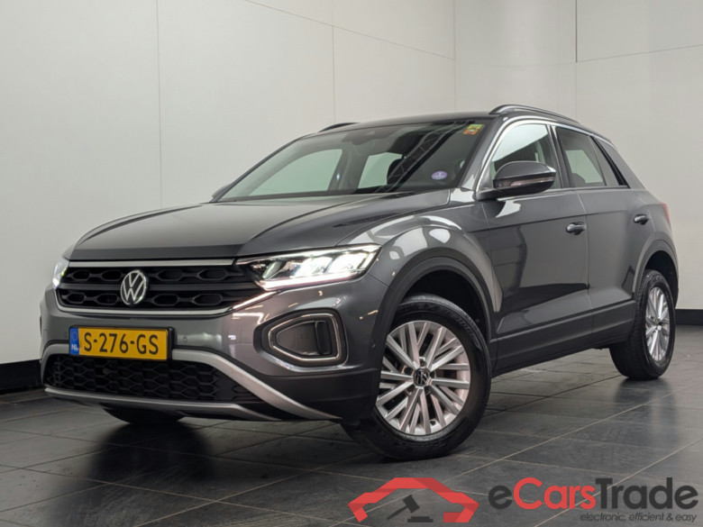 VOLKSWAGEN T-Roc 1.0 TSI Life #1