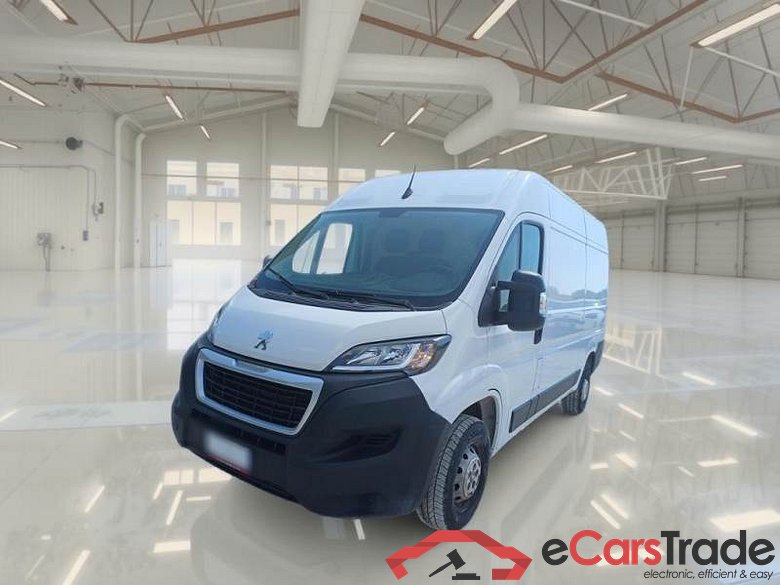 PEUGEOT BOXER / 2014 / 4P / FURGONE 333 L2H2 2.2 BLUEHDI 140CV SeS