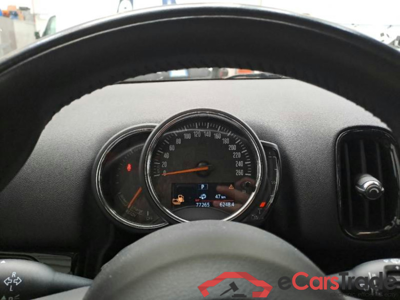 MINI COUNTRYMAN / 2016 / 5P / BERLINA COOPER S E ALL4 HYPE AUTOMATICA #4