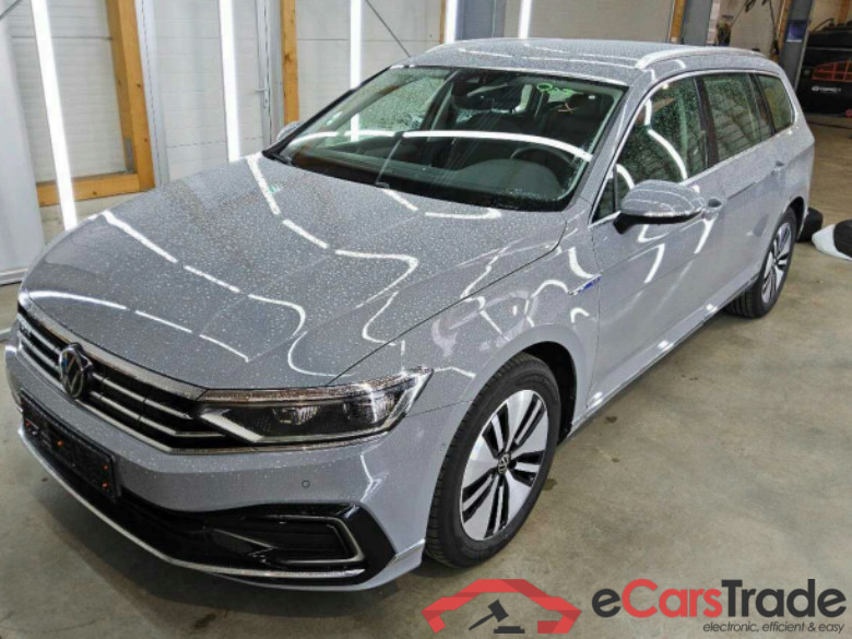 Passat Variant GTE 1.4 TSI 160KW AT6 E6d #1