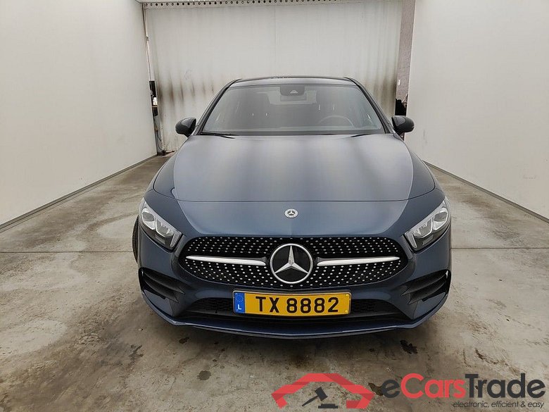 MERCEDES CLASSE A SEDAN (V177) A 200 163hp AMG Line 4d