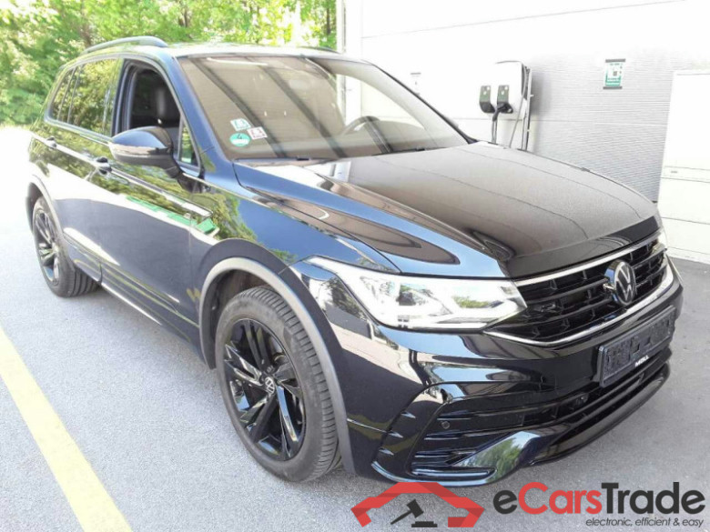 Volkswagen Tiguan (AX1)(07.2020->2024) DE - SUV5 2.0 TSI BMT/Start-Stopp EU6d, 4Motion R-Line OPF, (Facelift) 2021 - 20 #1